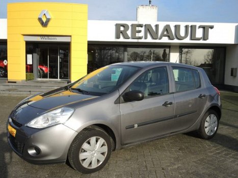 Renault Clio - 1.2 Special Line - 1