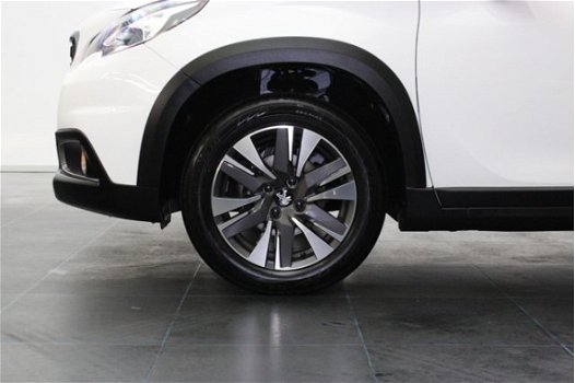 Peugeot 2008 - 1.2 PureTech Allure | Trekhaak | Navigatie | Camera | ½ Leder | Cruise & Climate Cont - 1