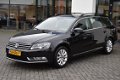 Volkswagen Passat Variant - 1.6 TDI Comfortline BlueMotion 1e eigenaar navigatie pdc trekhaak - 1 - Thumbnail