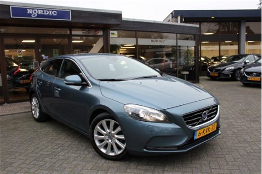 Volvo V40 - 1.6 D2 SUMMUM XENON LEDER NAVI 17 INCH - 1