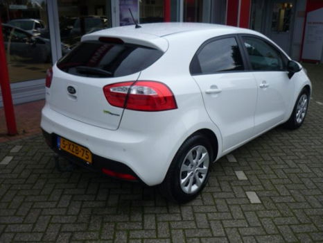 Kia Rio - 1.2 5D ExecutiveLine luxe - 1