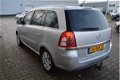 Opel Zafira - 1.8 Cosmo / Stoelverwarming / Trekhaak / Navi / 7Persoons - 1 - Thumbnail