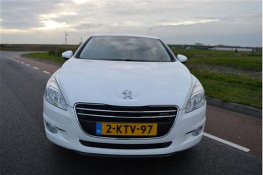 Peugeot 508 - 2.0 HDi Blue Lease Executive Hybrid4 Cruise, Navi, 4WD - 1