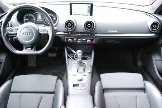 Audi A3 Sportback - 1.4 TFSI 204pk E-tron S-tronic S-line Ambition - 1
