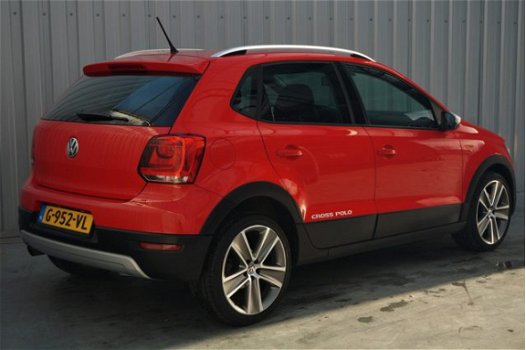 Volkswagen Polo - 1.2 TSI Cross, Stoelverwarming, Cruise Control, Elektrisch Verstelbare Spiegels - 1