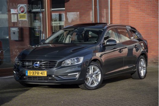 Volvo V60 - D6 285PK AWD PIH SUMMUM GEARTRONIC - 1