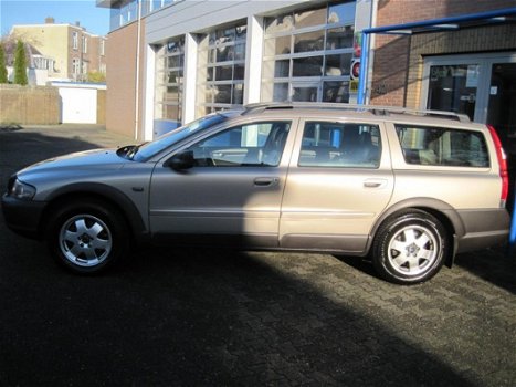 Volvo XC70 - |Leer|PDC|Open dak|Family-line|Automaat|Trekhaak - 1