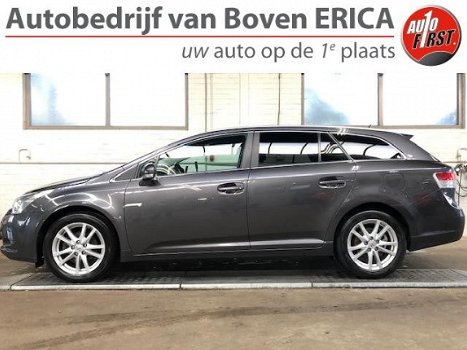 Toyota Avensis Wagon - 1.8 VVTi Business Navigatie Trekhaak - 1