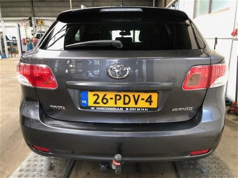 Toyota Avensis Wagon - 1.8 VVTi Business Navigatie Trekhaak - 1