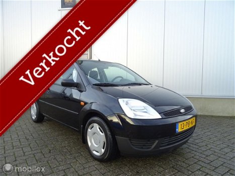 Ford Fiesta - 1.3 Ambiente * Apk keuring t/m 18 December 2020 - 1