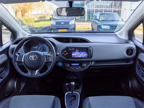 Toyota Yaris - 1.5 Full Hybrid Trend Navigatie - 1