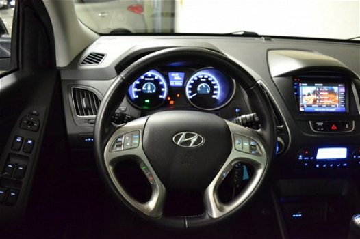 Hyundai ix35 - 2.0i Style | Panoramadak | LM Velgen | Navigatie - 1