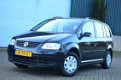 Volkswagen Touran - 1.6-16V FSI Business 7 persoons / Clima / Cruise / Trekhaak - 1 - Thumbnail