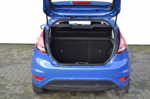 Ford Fiesta - 1.0 ECOBOOST TITANIUM Voorruitverwarming | PDC | Climate Control | Stuurwielbediening - 1