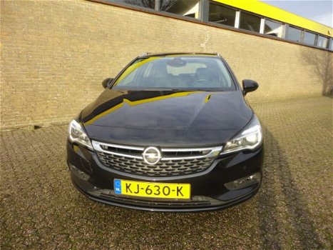 Opel Astra - 1.0 Turbo 105pk Business+ Navi / PDC v/a, AGR Stoelen - 1