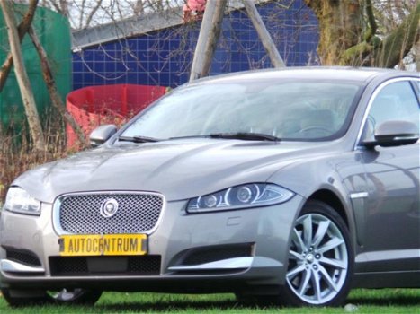 Jaguar XF - 2.2D ( INRUIL MOGELIJK ) - 1