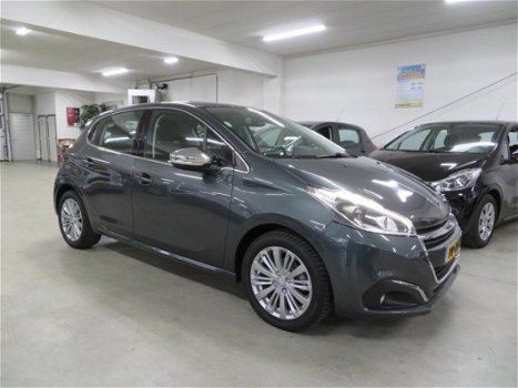 Peugeot 208 - 1.2 PureTech Blue Lease Executive Navi ECC LMv - 1