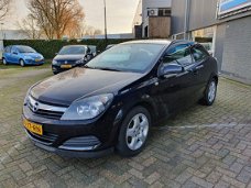 Opel Astra GTC - 1.8 Cosmo