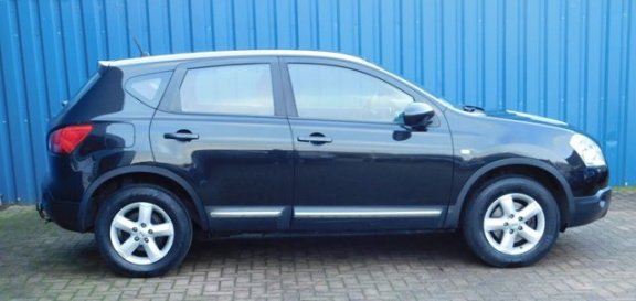 Nissan Qashqai - 2.0 Tekna 