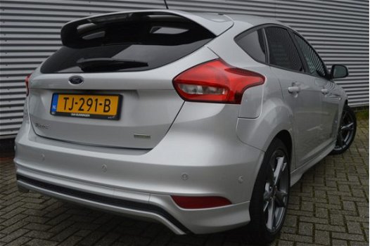 Ford Focus - 1.0 ST-Line *Demo* 18