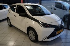 Toyota Aygo - 1.0 VVT-i x 10 STUKS OP VOORRAAD 2016-2017 vanaf 6.495 EURO AIRCO I CRUISE CONTROL AIR