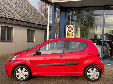 Toyota Aygo - 1.0-12V Access 1e Eig. 5Drs Parrot NL-Auto NAP Dealer Onderhouden - 1