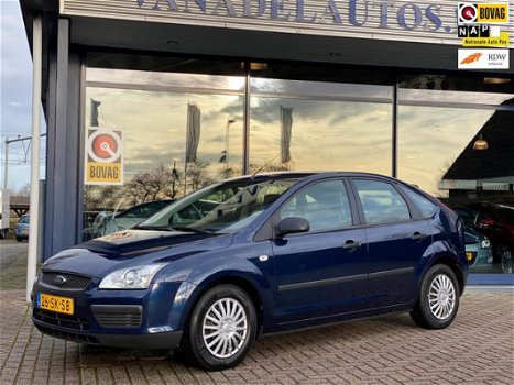 Ford Focus - 1.6-16V Champion Airco Cruise Elek.Pakket NL-Auto NAP - 1