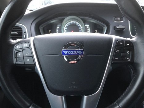 Volvo V40 - 1.6 D2 Momentum | BTW | Business Pack - 1