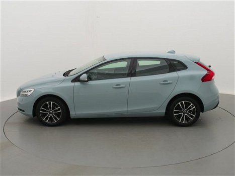 Volvo V40 - 2.0 D2 NORDIC+ NAVI|CAMERA|XENON - 1