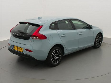 Volvo V40 - 2.0 D2 NORDIC+ NAVI|CAMERA|XENON - 1