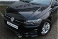 Volkswagen Polo - 1.0 TSI DSG Comfortline Cruise contr. | Airco | 15 inch Lichtmetalen velgen | Navi - 1 - Thumbnail