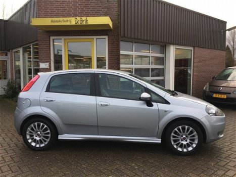 Fiat Grande Punto - 1.4-16V Racing 5drs, Cruise Control, Climate Control - 1