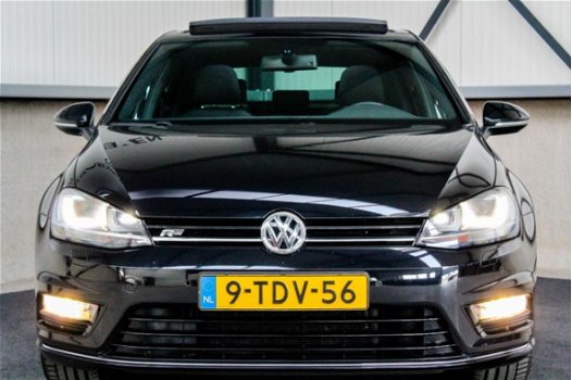 Volkswagen Golf - 1.4 TSI Highline DSG ✅R-Line 122pk 1e Eig|NL|Dealer|LED|Xenon|Panoramadak|Navi|PDC - 1