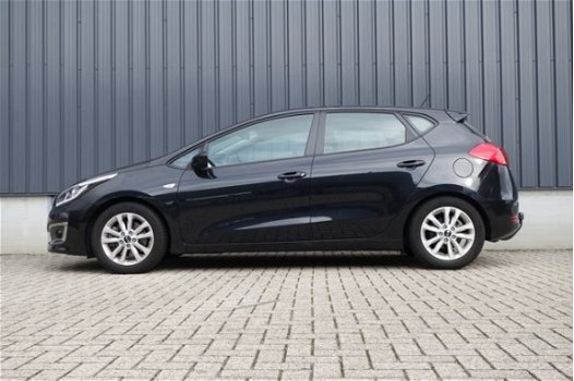 Kia Cee'd - 1.6 GDI FIRST EDITION 5DRS. NAVI /CRUISE/ LMV/ TREKHAAK - 1