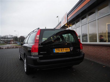 Volvo V70 - 2.3 T-5 Geartr. C.L 7 Zitplaatsen - 1