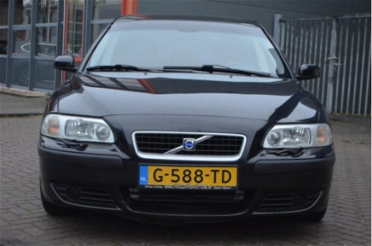 Volvo V70 - R AWD 300 pk - 1