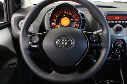 Toyota Aygo - 1.0 VVT-i X-Fun VOORRAAD VOORDEEL - 1