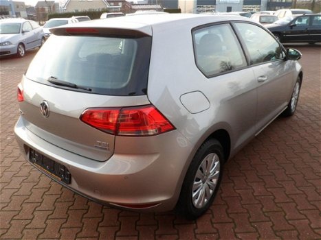 Volkswagen Golf - 1.2 TSI Trendline 67000KM - 1