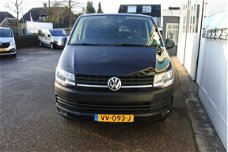 Volkswagen Transporter - 2.0 TDI L2H1 | NAVI | BIJRIJDERSBANK | TREKHAAK | CRUISE CONTROL