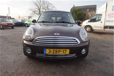 Mini Mini Clubman - 1.6 Cooper , SCHUIF / KANTEL-PANORAMADAK, AIRCO, CRUISE, LEDER, AFNEEMBARE TREKH