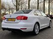 Volkswagen Jetta - 1.2 TSI Comfortline *Nieuwstaat* Pano Dak - 1 - Thumbnail