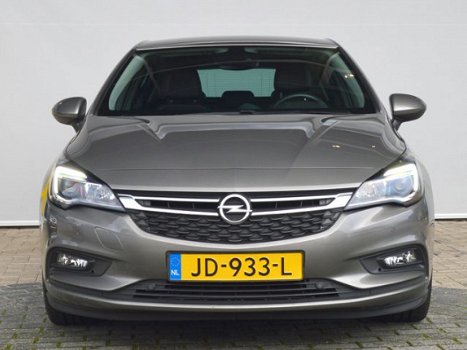 Opel Astra - 1.4 Innovation 150 pk Navigatie / Parkeersensoren / Camera / Trekhaak / Keyless / AGR C - 1