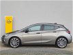 Opel Astra - 1.4 Innovation 150 pk Navigatie / Parkeersensoren / Camera / Trekhaak / Keyless / AGR C - 1 - Thumbnail