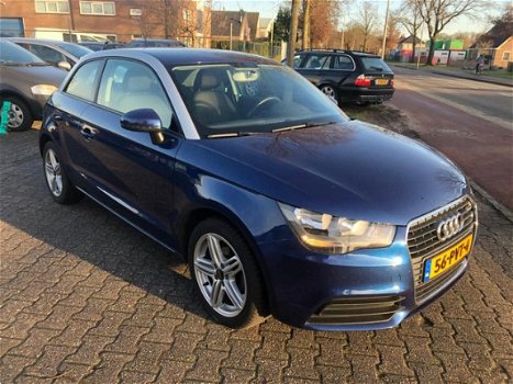 Audi A1 - 1.2 TFSI Attraction Pro Line |Airco|Cruise|Trekhaak|Dealer onderhouden| - 1