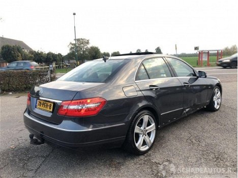 Mercedes-Benz E-klasse - 250 cdi 204pk aut. avantgarde - panoramadak - bi xenon - navi - leer - bomv - 1