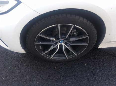 BMW 3-serie - 318d Executive Edition Aut Verwacht: eind Januari - 1