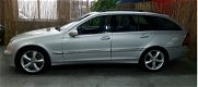 Mercedes-Benz C-klasse Combi - 270 CDI Avantgarde Leer//Stoelverw//Aut./ Opendak//P-sensor voor+acht - 1 - Thumbnail