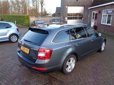 Skoda Octavia - 1.6 TDI Greenline Businessline PDC V+A TREKHAAK NAVIGATIE - 1