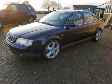 Audi A6 - 2.4 5V Advance - 1