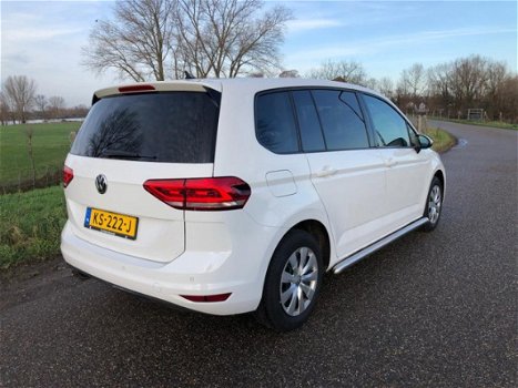 Volkswagen Touran - 2.0 TDI DSG Auto NW Model 2016 wit - 1